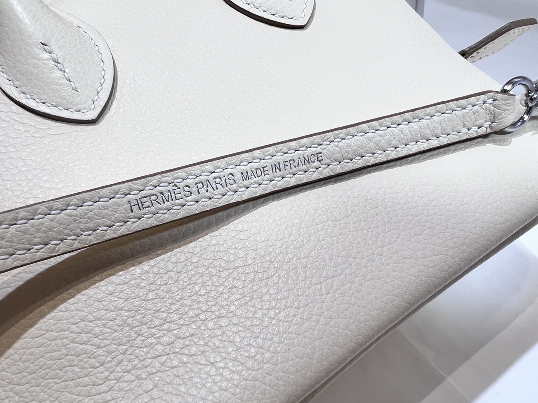 Hermes Bolide 1923 Mini Handbag Shoulder Bag In White Evercolor Leather